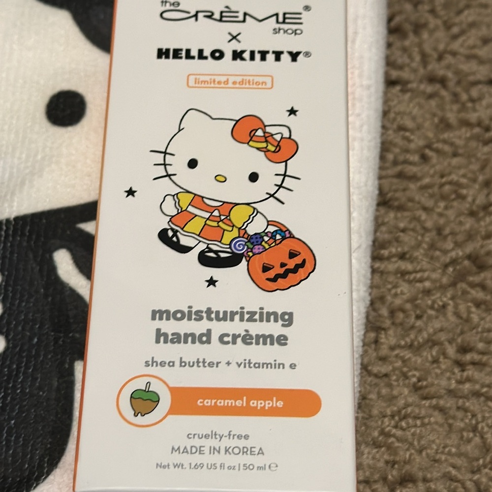 Hello Kitty bundle - Picture 4 of 4